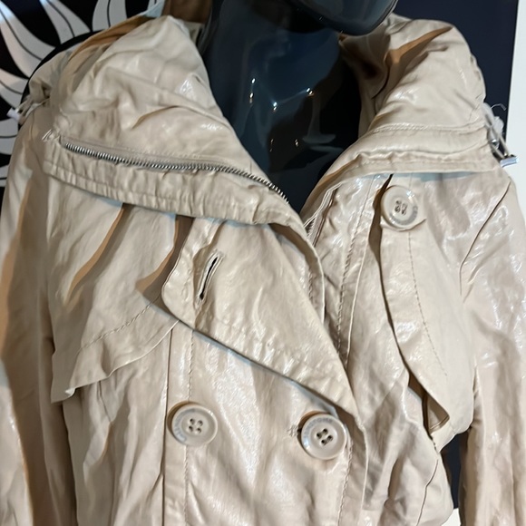 creenstone rain jacket size 8/10 - Picture 2 of 16